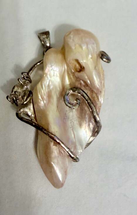 Unbranded Jewelry - Baroque Pearl Pendant Iridescent Freshwater Pearl Silver Set